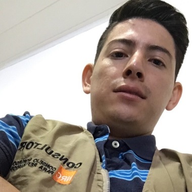 Luis Eduardo Riveros