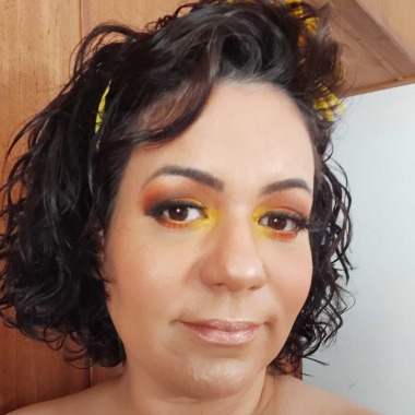 Manu Mendonça Makeup