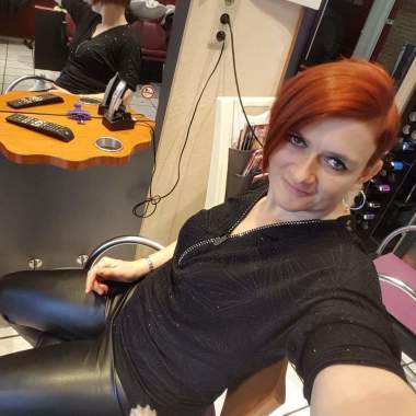 New design salon de coiffure mixe