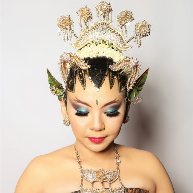 Yulia.Karnadi Make Up 081519625227