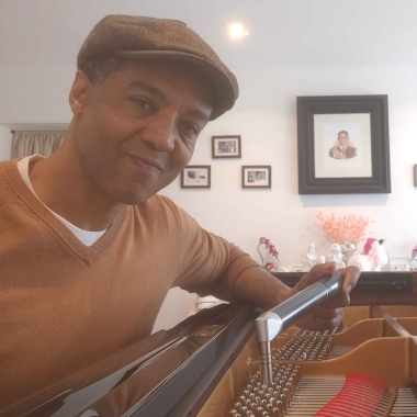 MOUSDIK PIANOS