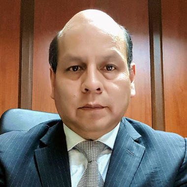Dr. Guillermo Quinde M.