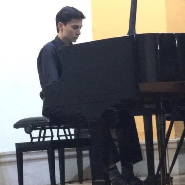 Clases de piano Adrián Briseño