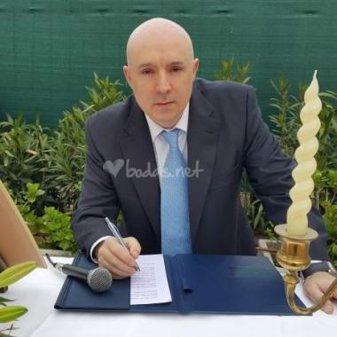 Sí, Queremos - Oficiantes