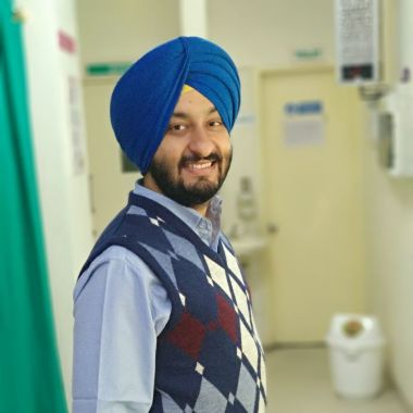 Dr Ramanjeet Singh (Dr Raman's Clinic)