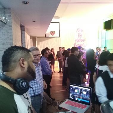Experto evento DJ peter RD