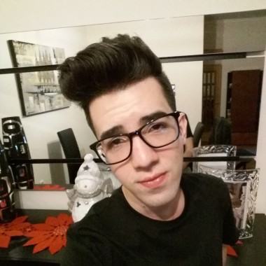 Alex Abreu Translator