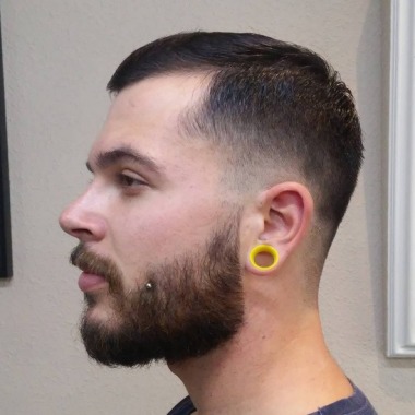 SQUARE, PELUQUERÍA Y BARBERÍA
