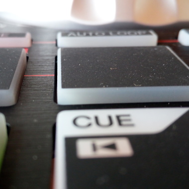 Dj
