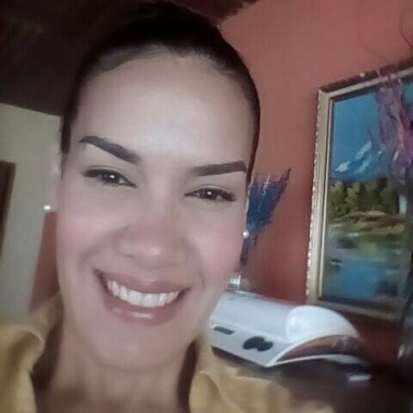 Cuidadora de mascota.