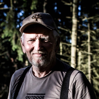 Survival Bushcraft - Seminare und Trainings by Anton “Tony“ Lennartz