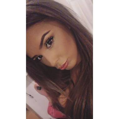 AG Make Up Artist