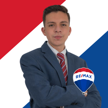 Gustavo Gándara - Bienes Raíces Quito