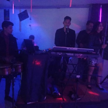 Anthony rosales licenciado en música