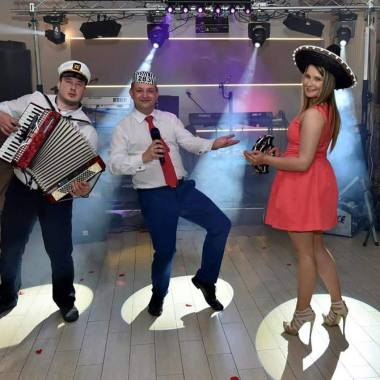 Estrada Music