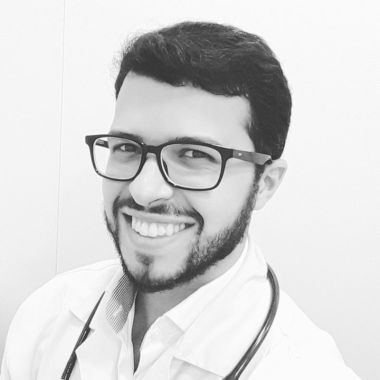 Dr. Danillo Barros - Pediatra
