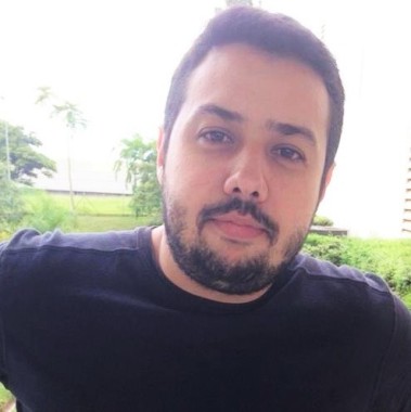 Serviços de tradução e revisão de conteúdo