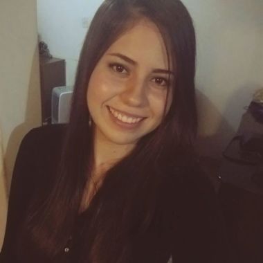 Profissional: Karina Matos