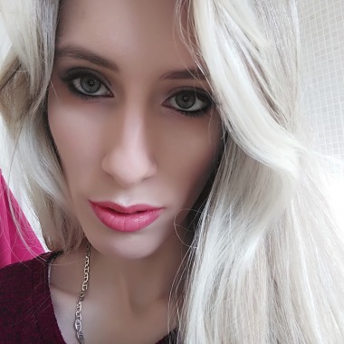 Marian makeup and hair