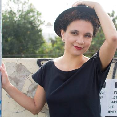 Suzane Melo professora particular