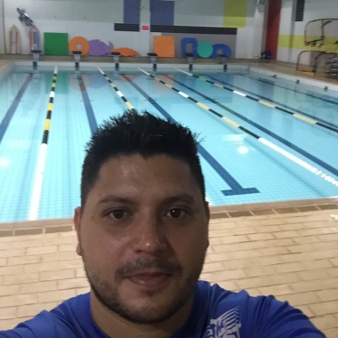 Phelippe acessória aquática.