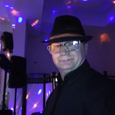 Dj Adamski