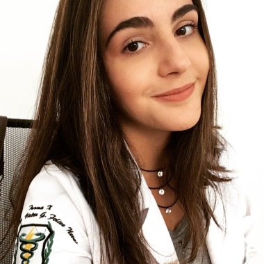 Letícia Camargo