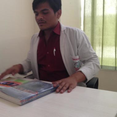 Dr.Ravi srivastava