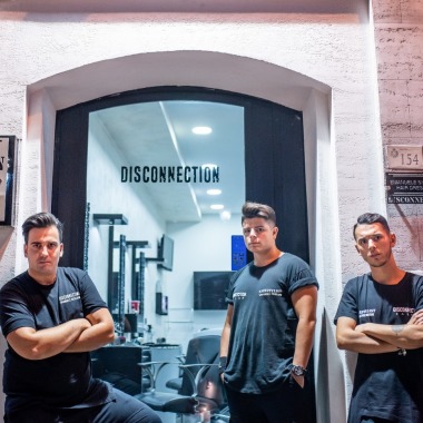 Disconnection Salon