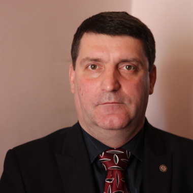 Могила Ілля Володимирович