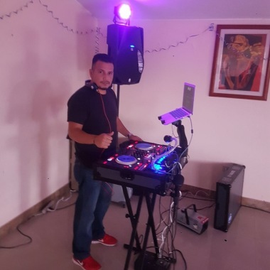 Zu Music