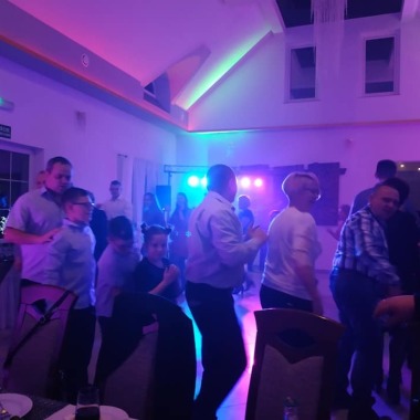 DJ