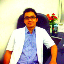 Dokter Gigi Palembang drg. Adi Pratama
