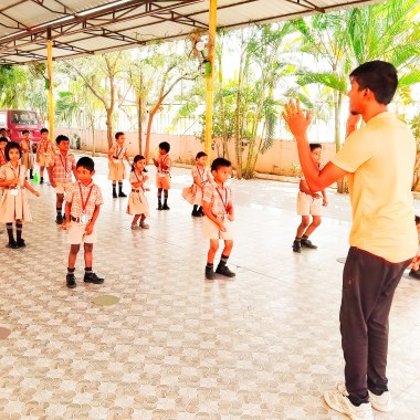 Kids 2 play
