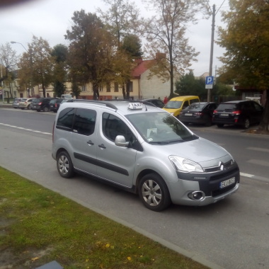 Taxi88. Usługi transportowe