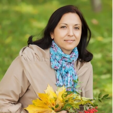 Елена Лавренова