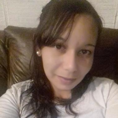 Cuidadora y ayudante de limpieza