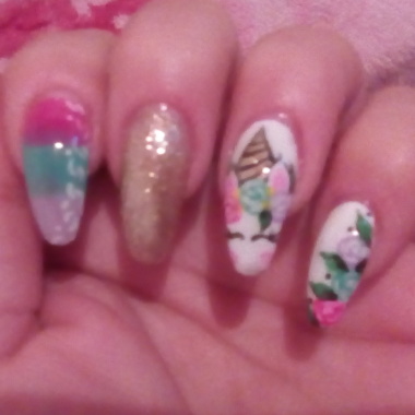 Carolina Nails