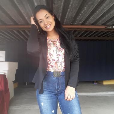 Esther Artes e Designer