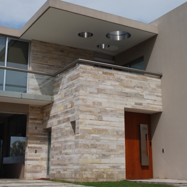 Candia Marrone Arquitectos