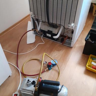 Reparatii Frigidere