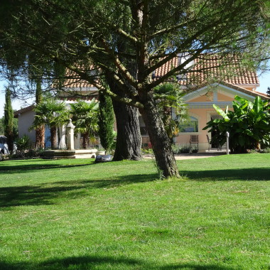 SB PARCS & JARDINS