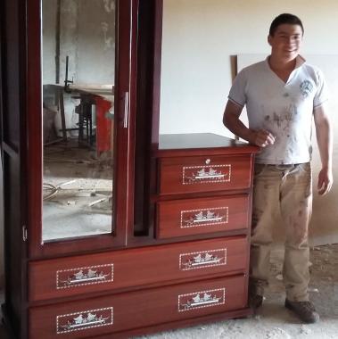 Muebles D y R