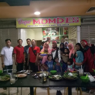 Dapur Momdes
