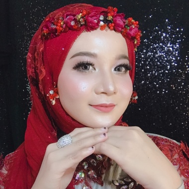 Beeboo makeup