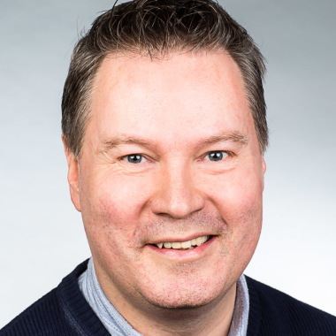 Mastertalk Communication Services, A. Oberholzer