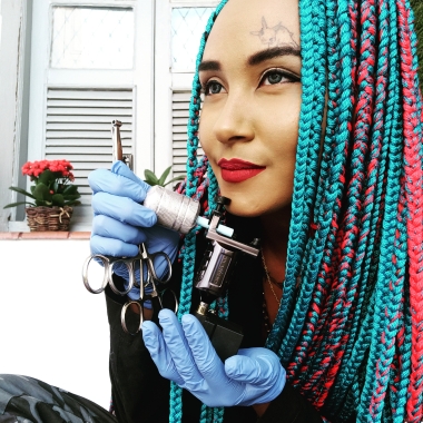 Barbara Karoline Barbosa seles