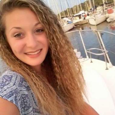 Elina femme de ménage