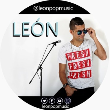 León Cantautor de pop latino