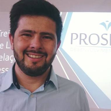 Prospere Desenvolvimento Humano Ltda - ME